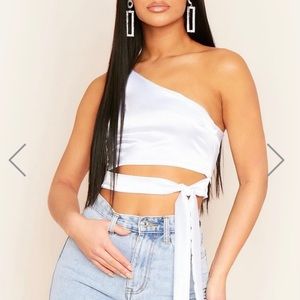 🌸2 x HP🌸 Missy Empire- 1 Shoulder Satin Crop Top, US 2
